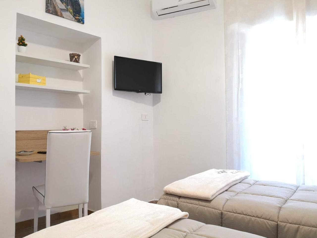 Rita Flat * Sorrente